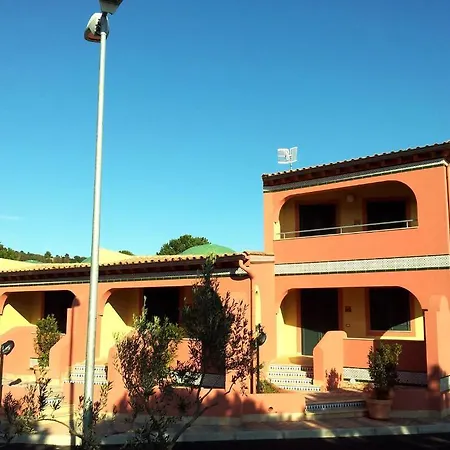 Aparthotel Le Cupole Case Vacanza